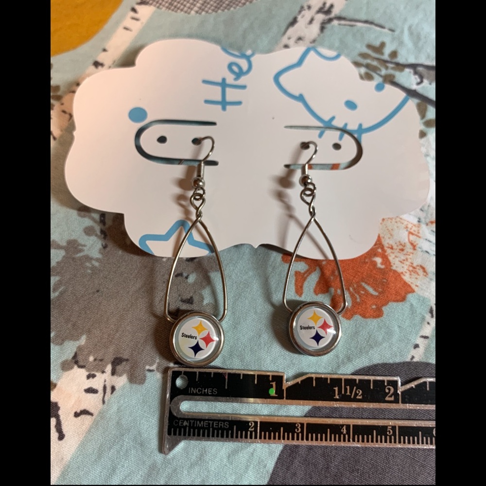 Pittsburg Steelers logo earrings, NFL licensed ‘05 - Picture 2 of 4